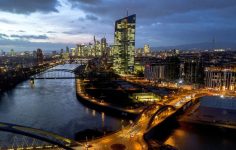 Euro Bölgesi’nde özel sektör aktivitesi 7 ayın zirvesinde