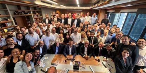 CHP, İstanbul İl Başkanlığı Binasını Kapatma Kararı Aldı: İşte Yeni Adres