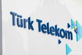 turk-telekom-hsbc-ile-uzun-vadeli-kredi-anlasmasi-imzaladi-T9HrslfI.jpg