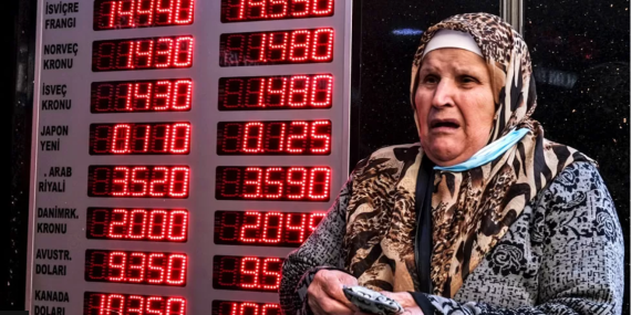 Bloomberg: Türk Lirası Yeni Rekor Düşüşte — Kademeli Değer Kaybı Devam Ediyor
