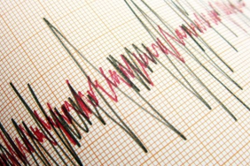 istanbulda-korkutan-deprem-KwqZgbZH.jpg