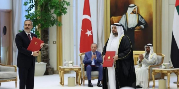 Dubai Airshow 2025’te Türkiye–BAE Savunma İş Birlikleri Genişledi: Yeni Savunma Anlaşmaları İmzalandı